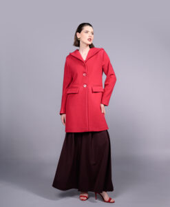 Casaco Feminino de Lã com Capuz