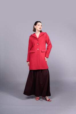 Casaco Feminino de Lã com Capuz